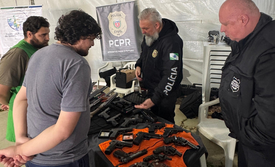 PCPR na Comunidade leva serviços de polícia judiciária para mais de 1,6 mil pessoas em Cândido de Abreu, Jacarezinho e Ponta Grossa