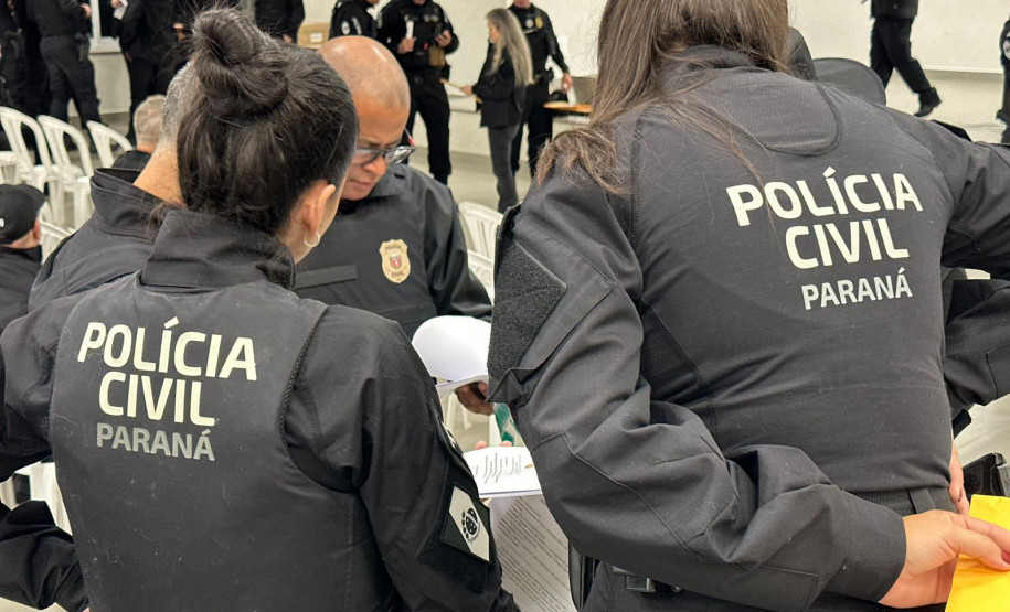 PCPR prende 12 em operação contra organização criminosa envolvida com tráfico e tribunal do crime em Jacarezinho