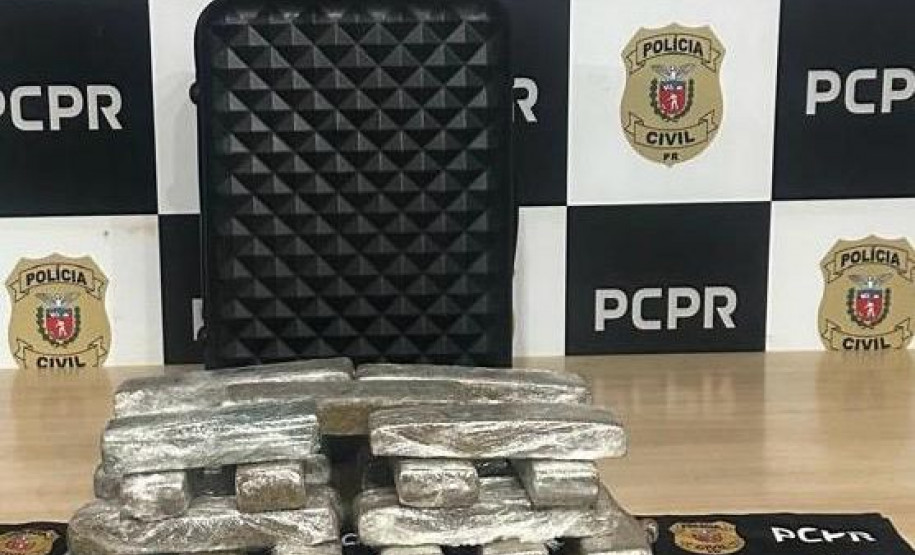PCPR prende homem que transportava mais de 22 quilos de maconha em Cascavel