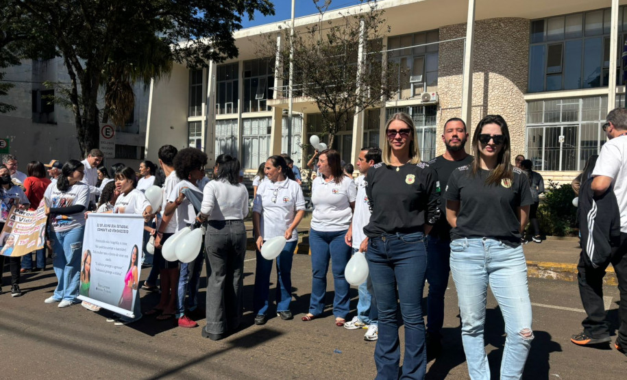 PCPR marca presença na Caminhada do Meio-Dia contra o feminicídio