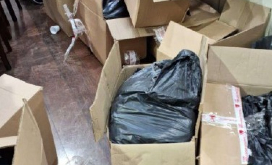 PCPR apreende 327 quilos de maconha gourmet e prende três pessoas por tráfico