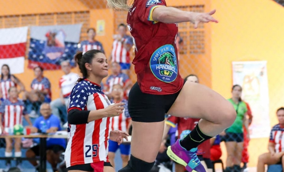 Servidora da PCPR é convocada para a Seleção Feminina Brasileira de Handebol Master