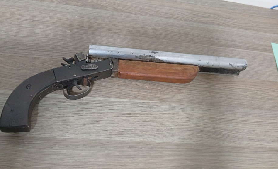 PCPR prende homem em flagrante por posse ilegal de arma de fogo em Pitanga