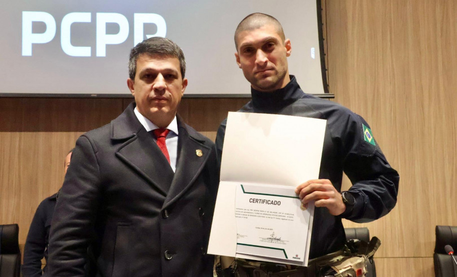PCPR forma 15 operadores no IX Curso de Operações Táticas Especiais