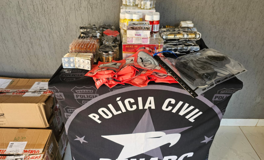 PCPR prende homem em flagrante por posse ilegal de arma e apreende drogas enviadas por comércio eletrônico em Foz do Iguaçu