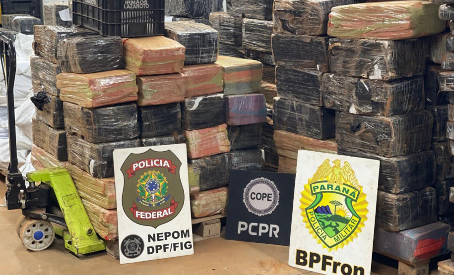 Operação da PMPR, PCPR e PF apreende carga de maconha avaliada em R$ 5,1 milhões