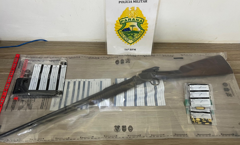 PCPR e PMPR prendem dois homens por posse ilegal de arma de fogo em Pitanga