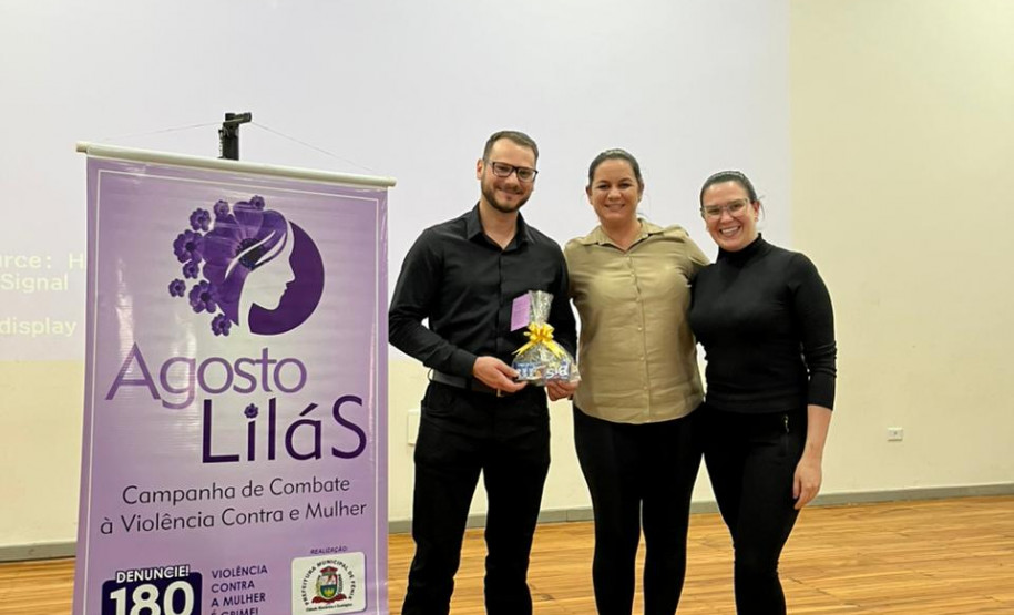 PCPR realiza conversa para conscientizar sobre o enfrentamento à violência contra a mulher em Fênix