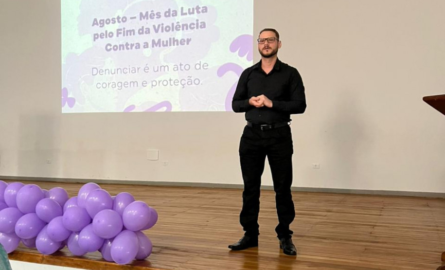 PCPR realiza conversa para conscientizar sobre o enfrentamento à violência contra a mulher em Fênix