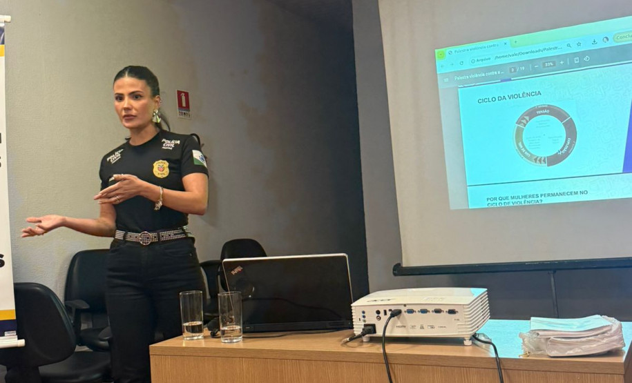 PCPR promove ação de conscientização pelo Agosto Lilás em Arapongas