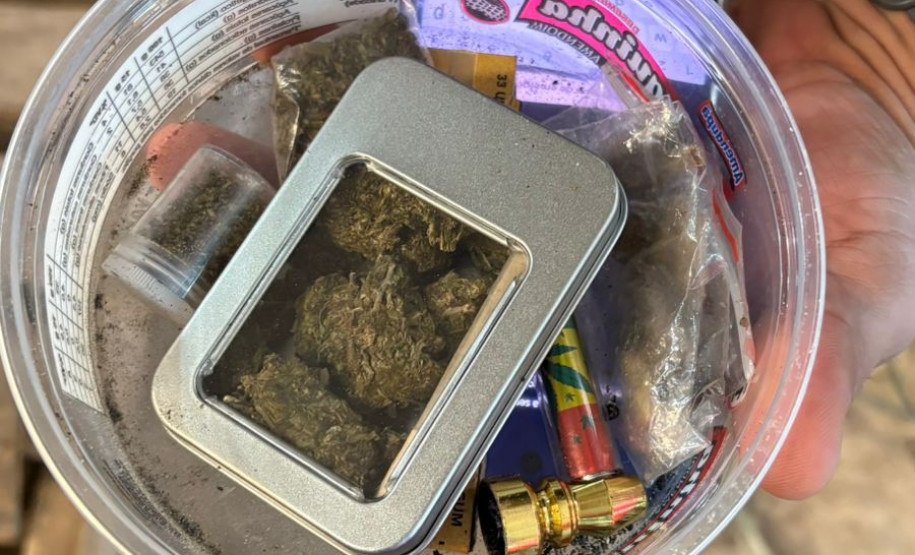 PCPR e PMPR prendem sete pessoas e apreendem mais de 22 mil garrafas de cerveja falsificada em Cambará