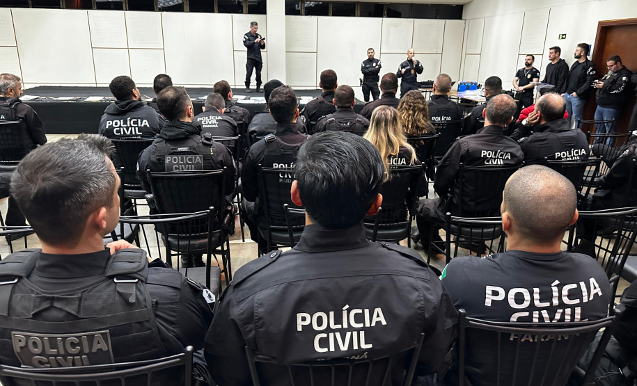 PCPR prende sete suspeitos por esquema de fraudes com cartões de crédito em Londrina