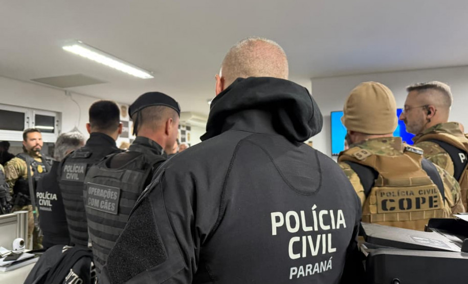 PCPR prende quatro pessoa durante operação contra organização criminosa em Almirante Tamandaré