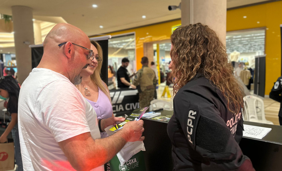 PCPR na Comunidade atende mais de 1,7 mil pessoas em evento de combate aos crimes ambientais em Curitiba