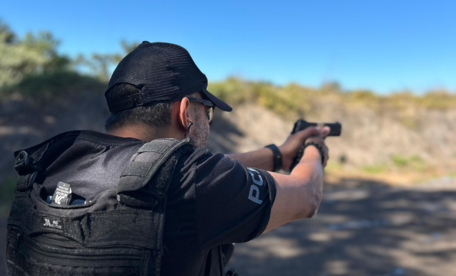 PCPR realiza treinamento de tiro em Mamborê