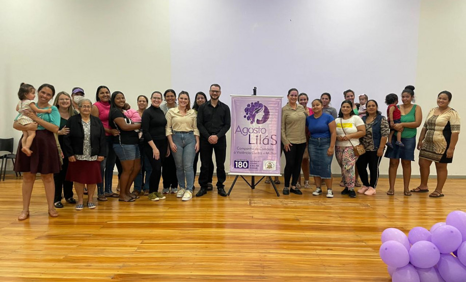 PCPR realiza conversa para conscientizar sobre o enfrentamento à violência contra a mulher em Fênix