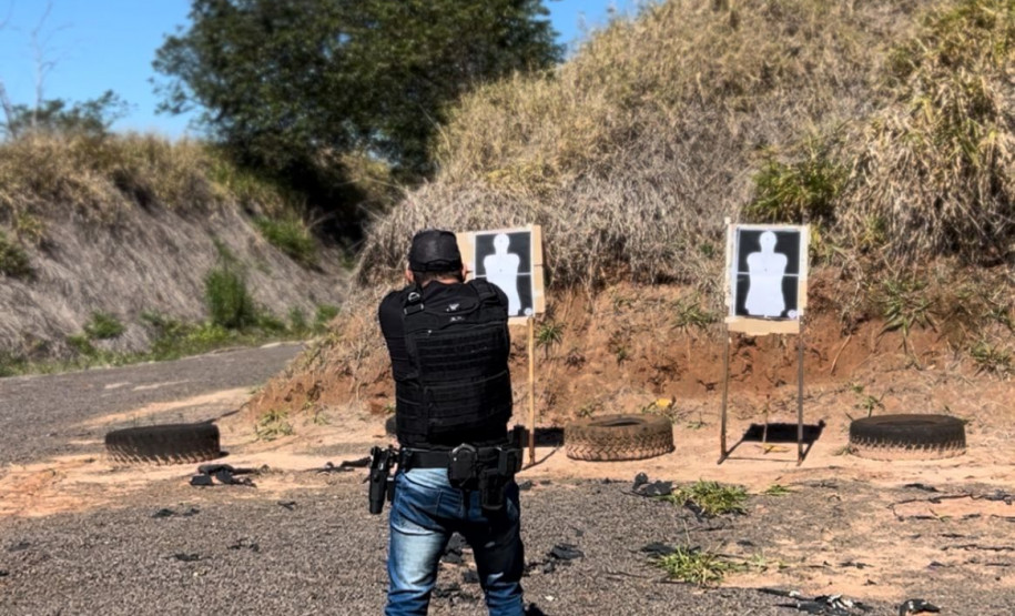 PCPR realiza treinamento de tiro em Mamborê