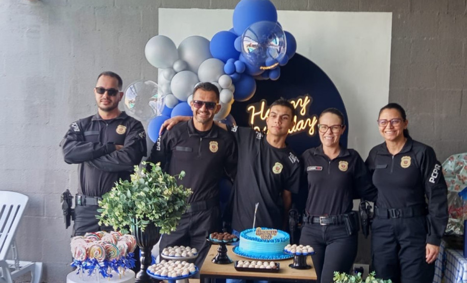 PCPR realiza visita surpresa durante festa de aniversário de jovem fã da corporação em Campo Largo
