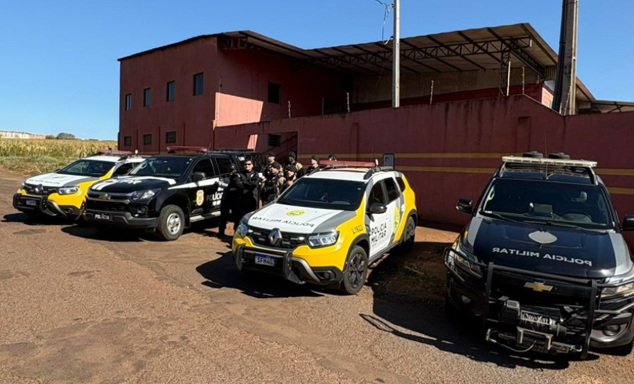 PCPR e PMPR prendem sete pessoas e apreendem mais de 22 mil garrafas de cerveja falsificada em Cambará