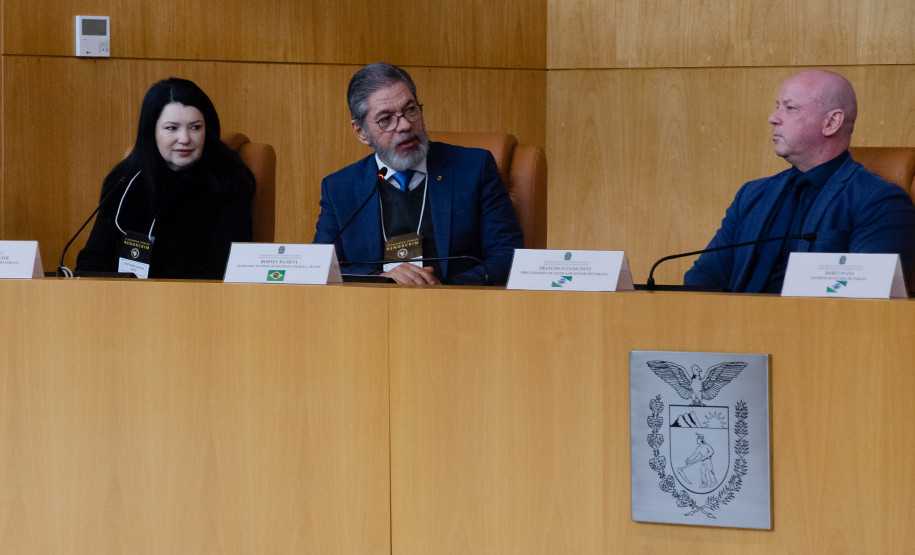 Paraná sedia evento nacional que debate estratégias de combate ao crime organizado