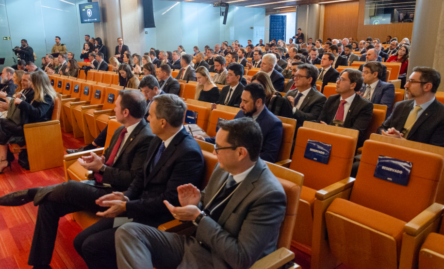 Paraná sedia evento nacional que debate estratégias de combate ao crime organizado