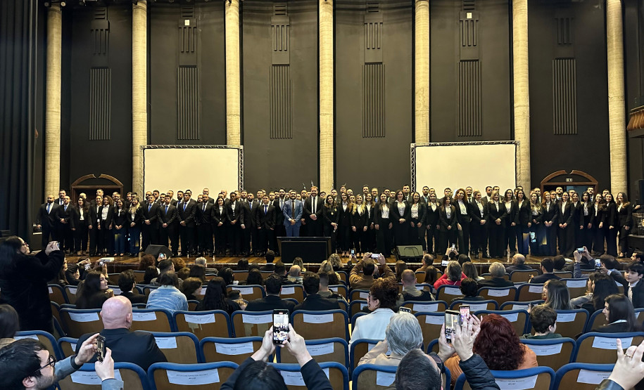 Posse dos novos policiais civis
