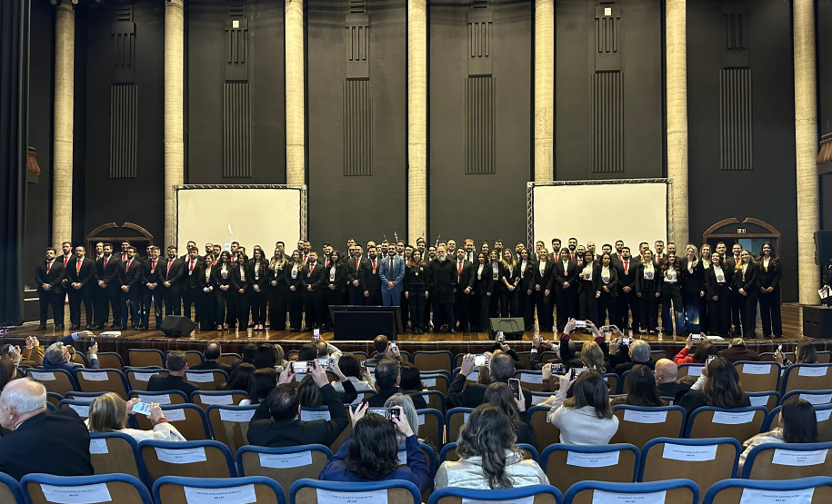 Posse dos novos policiais civis