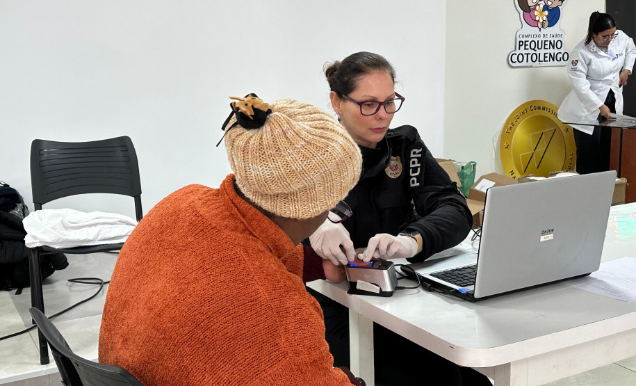 PCPR na Comunidade emite 230 carteiras de identidade para internos do Pequeno Cotolengo em Curitiba