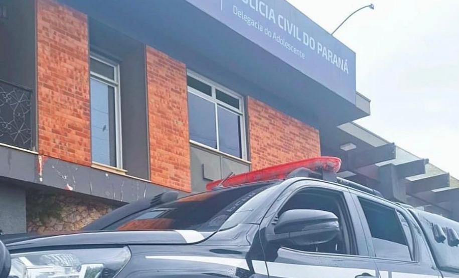 PCPR apreende adolescente por roubo de veículo e tráfico de drogas em Ponta Grossa