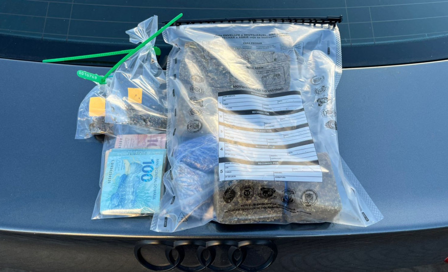 PCPR e PMPR prendem homem em flagrante por tráfico de drogas em Dois Vizinhos