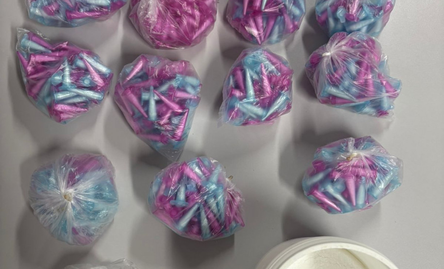 PCPR prende homem em flagrante por tráfico de drogas e posse ilegal de arma em Almirante Tamandaré