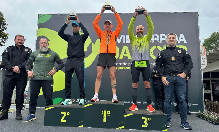 Corrida histórica celebra os 172 anos da Polícia Civil do Paraná e reúne 4,7 mil pessoas em Curitiba