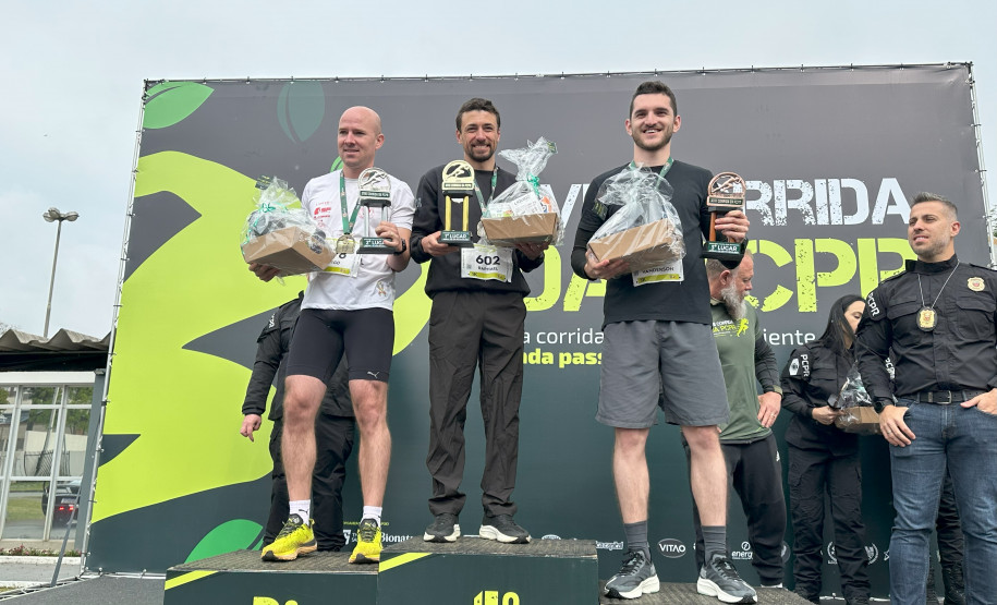 Corrida histórica celebra os 172 anos da Polícia Civil do Paraná e reúne 4,7 mil pessoas em Curitiba