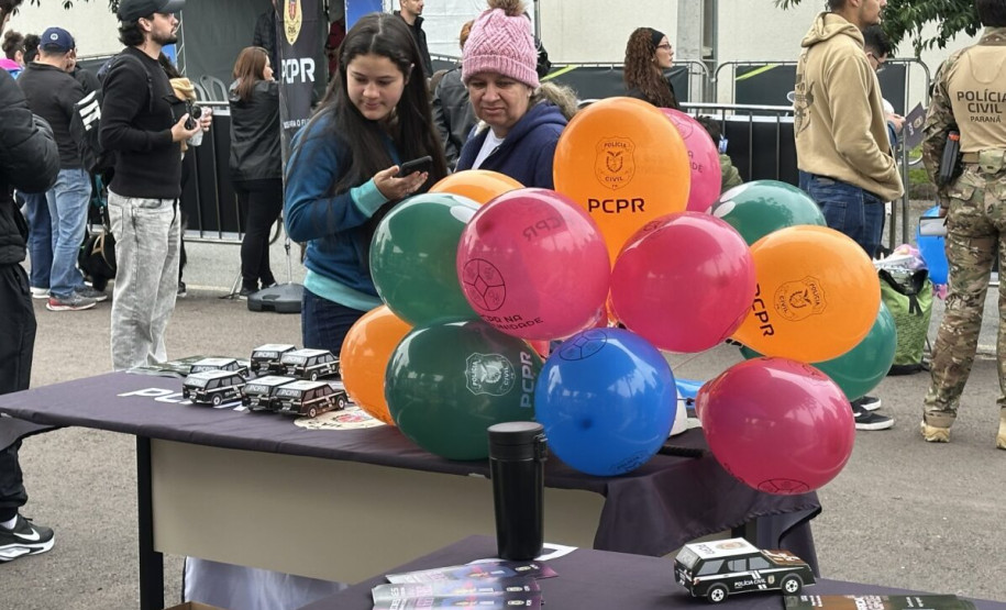 Corrida histórica celebra os 172 anos da Polícia Civil do Paraná e reúne 4,7 mil pessoas em Curitiba