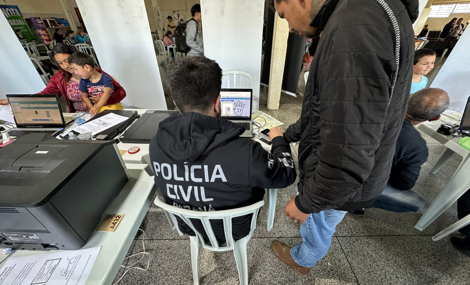 PCPR na Comunidade leva serviços de polícia judiciária à população de Três Barras do Paraná
