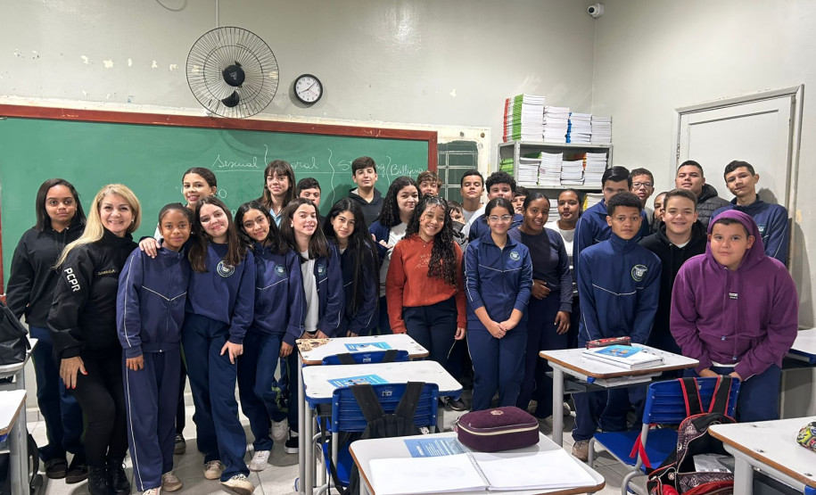 PCPR realiza palestra sobre diversos temas em escola de Rolândia
