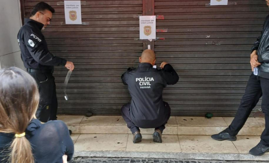PCPR fecha ponto de vendas de uma ótica em Curitiba
