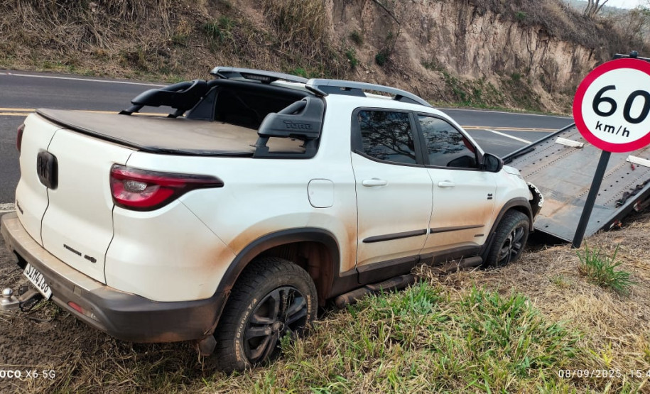 PCPR recupera caminhonete roubada em Carambeí e prende suspeito em flagrante em Jacarezinho