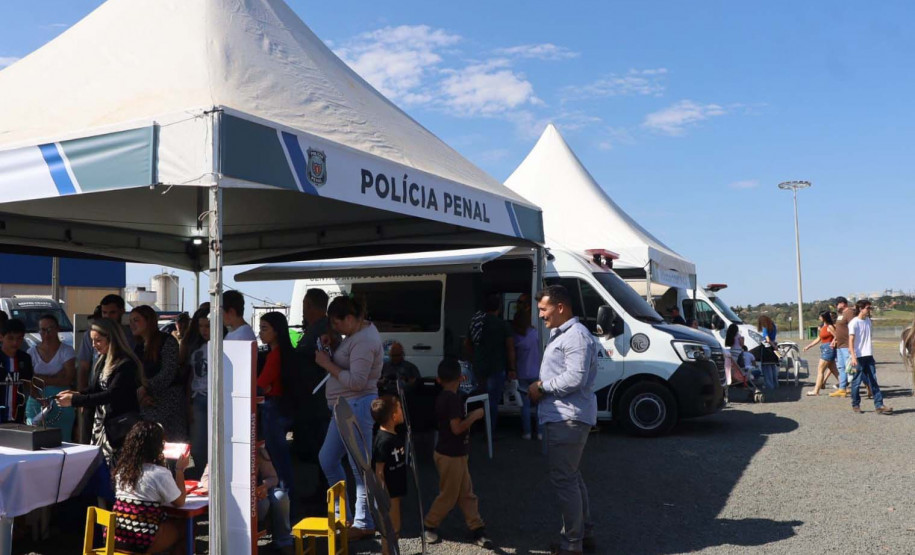 Missão Paraná II leva exposições das forças de segurança a 5 cidades do Norte do Estado