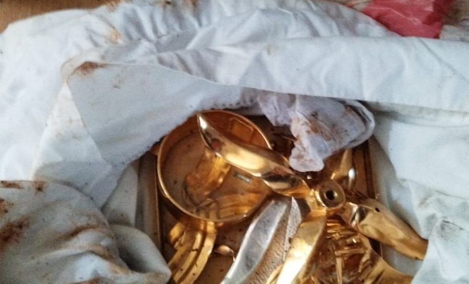 PCPR e PMPR recuperam objetos furtados em santuário de Guarapuava