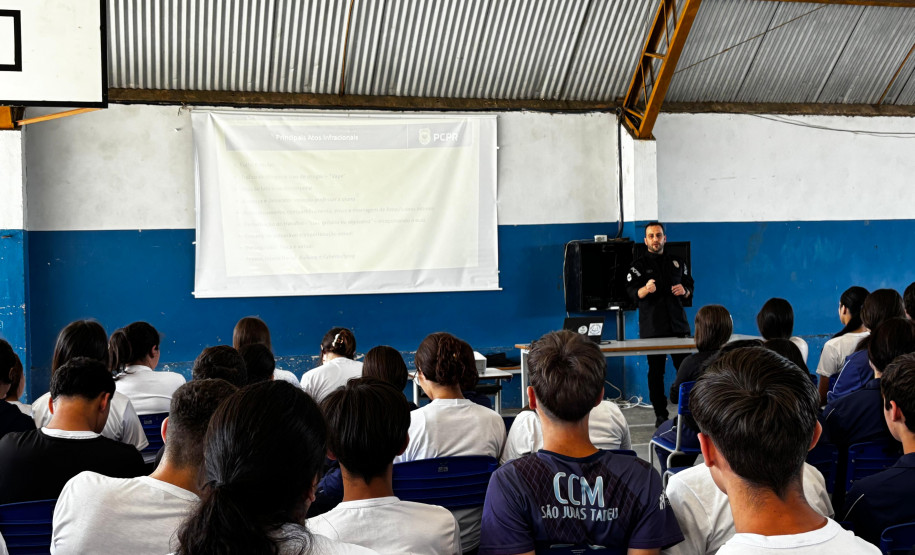 PCPR realiza palestra em Colégio Cívico-Militar de Palmeira