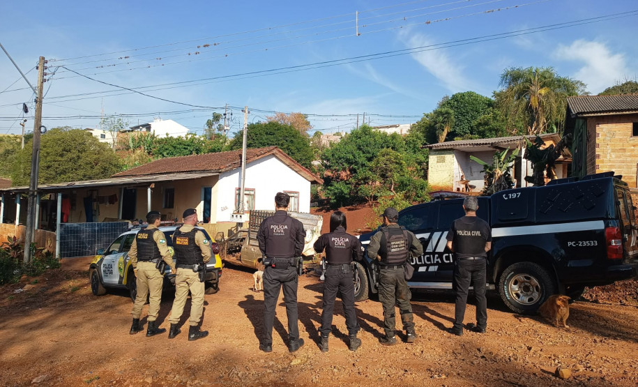 PCPR e PMPR prendem homem em flagrante por tráfico de drogas em Iretama