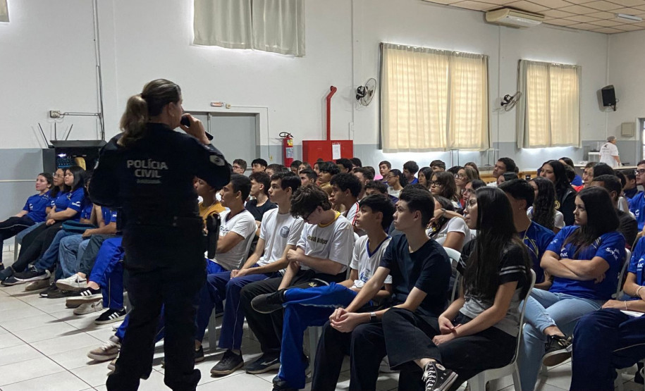 PCPR ministra palestras sobre prevenção de drogas para jovens e adolescentes em Maringá