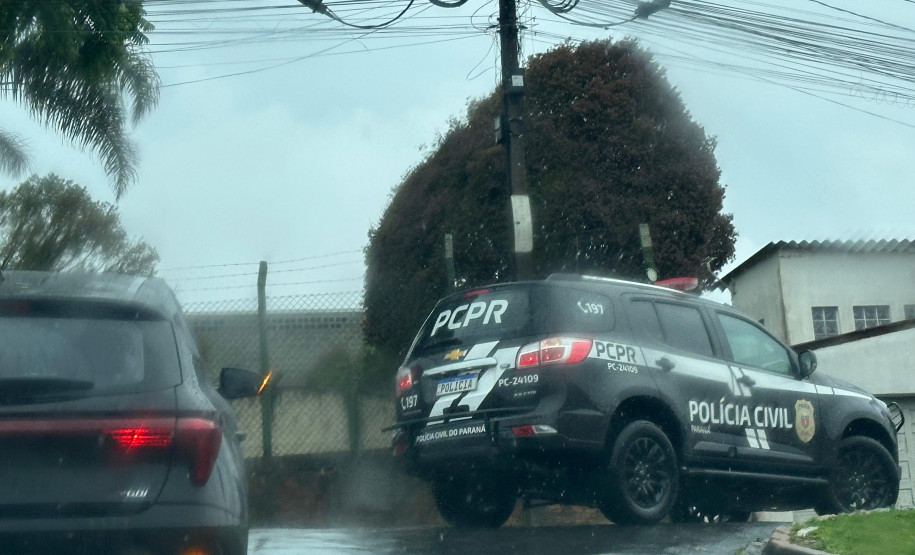 PCPR entrega de 21 cestas básicas, roupas, brinquedos e doces para famílias de Campo Largo