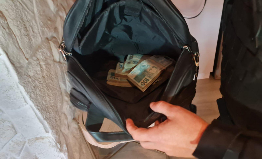 PCPR prende 42 pessoas e apreende R$ 700 mil em operação interestadual contra estrutura de organização criminosa