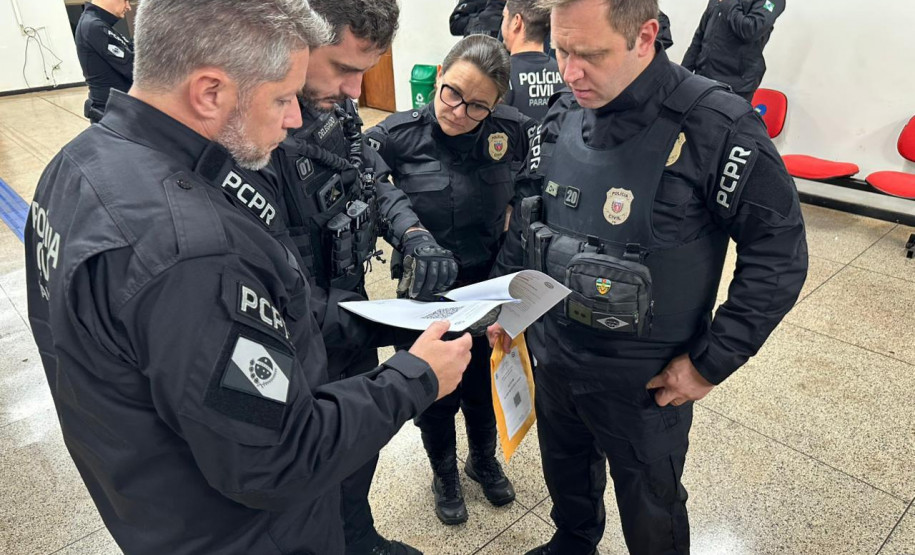 PCPR prende 42 pessoas e apreende R$ 700 mil em operação interestadual contra estrutura de organização criminosa