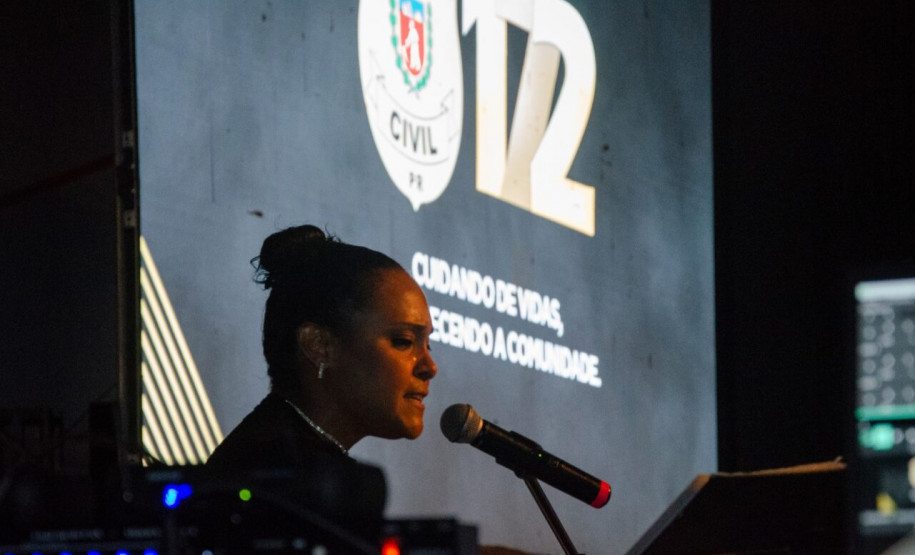 CPR celebra 172 anos com cerimônia de entrega de medalhas a policiais civis em Curitiba