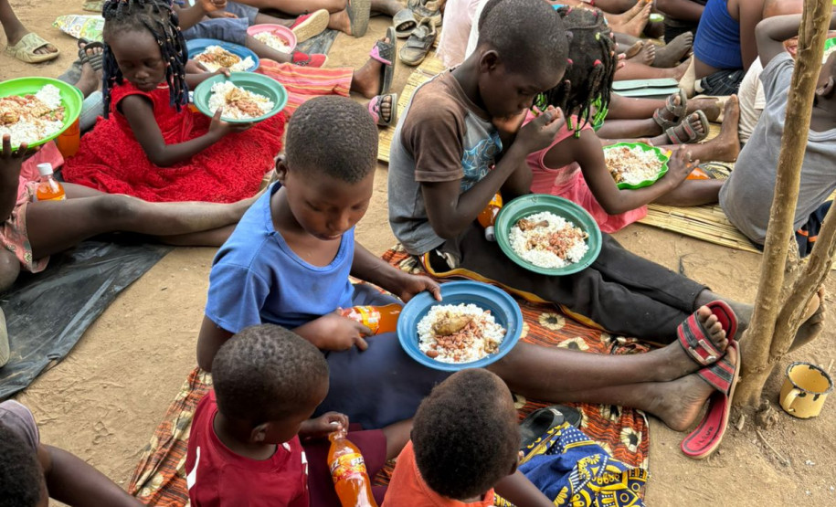 Servidor da PCPR realiza ação social em Moçambique e contribui com projeto que atende mais de 160 crianças