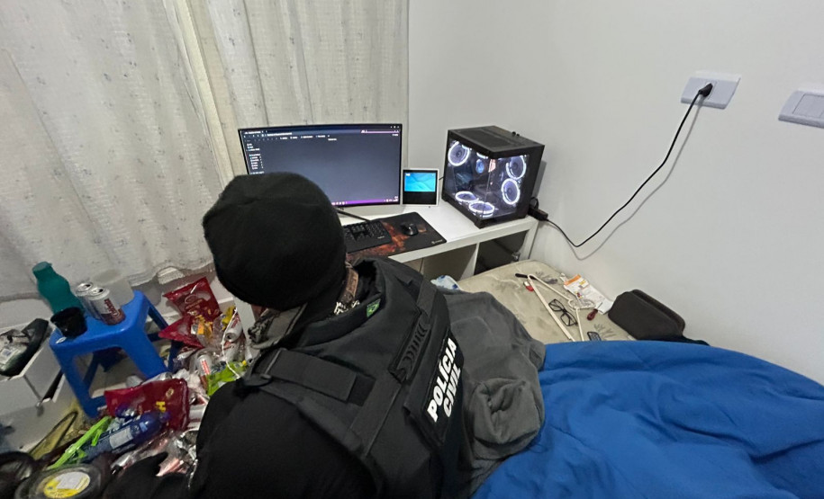 Em desdobramento de operação nacional, PCPR prende produtor de pornografia infantojuvenil em Curitiba