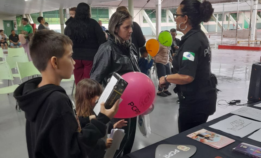 PCPR na Comunidade leva serviços a mais de 1,8 mil pessoas em Foz do Iguaçu